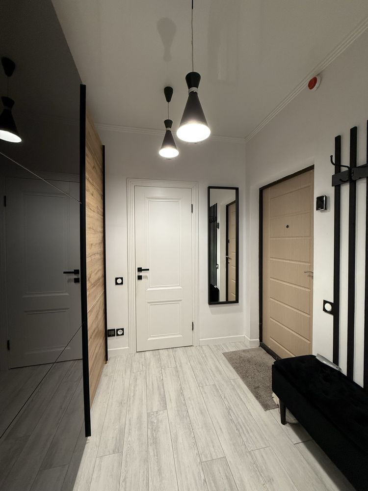 2-Room Apartment in Novaya Angliya Complex, Goloseyevsky District