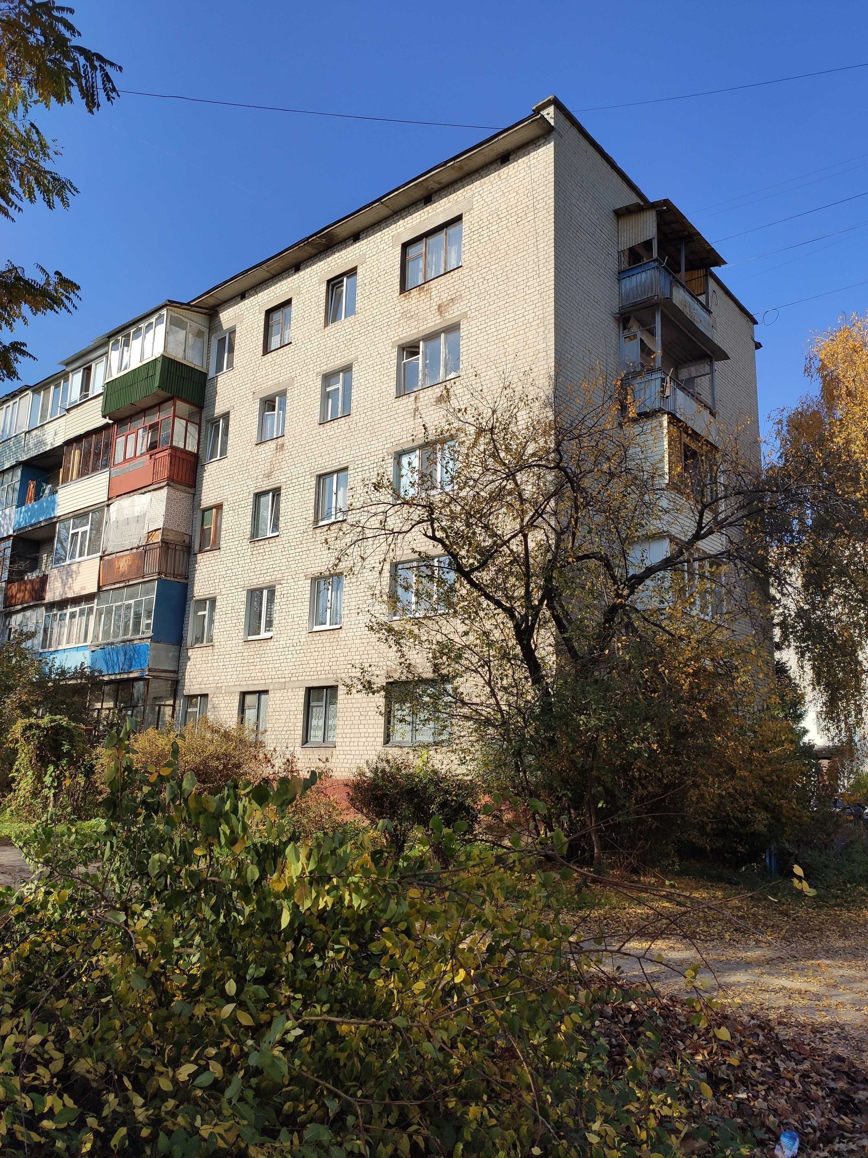 Spacious 3-Bedroom Apartment in Central District