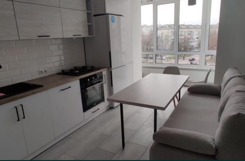 Spacious 1-Bedroom Apartment in Vodohrai Complex