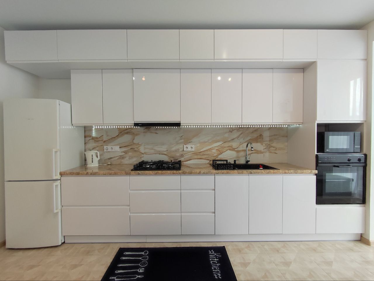1-Bedroom Apartment in City Center with Modern Amenities