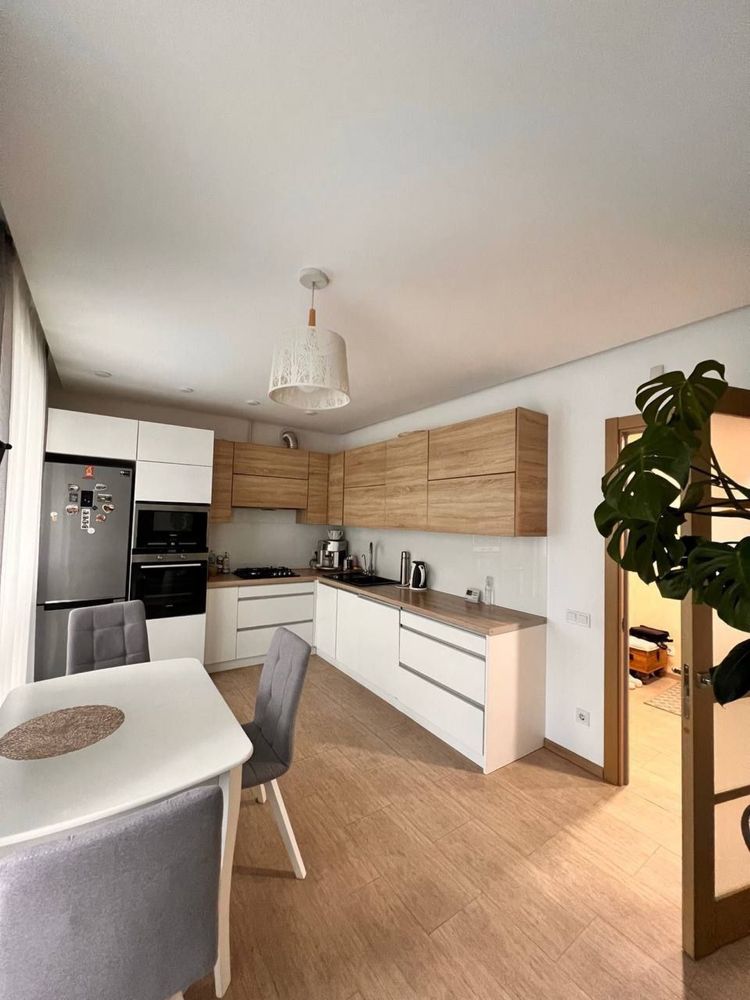 Stylish 1-Bedroom Apartment in Avalon Comfort Complex, Lviv