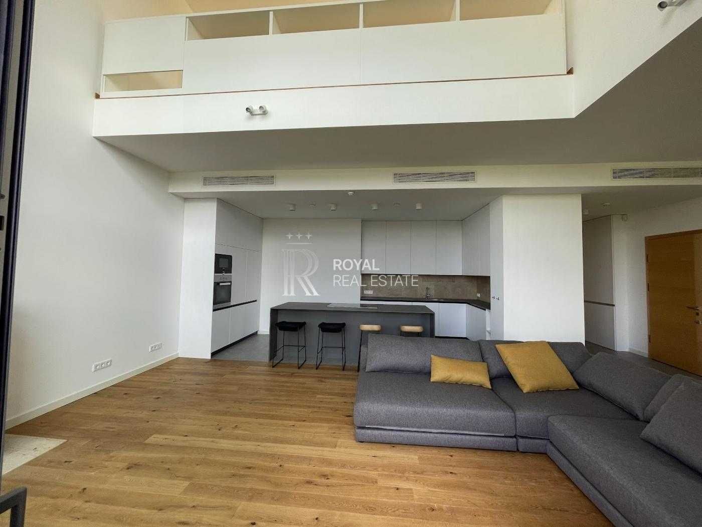 Luxurious Two-Level Penthouse with Private Terraces