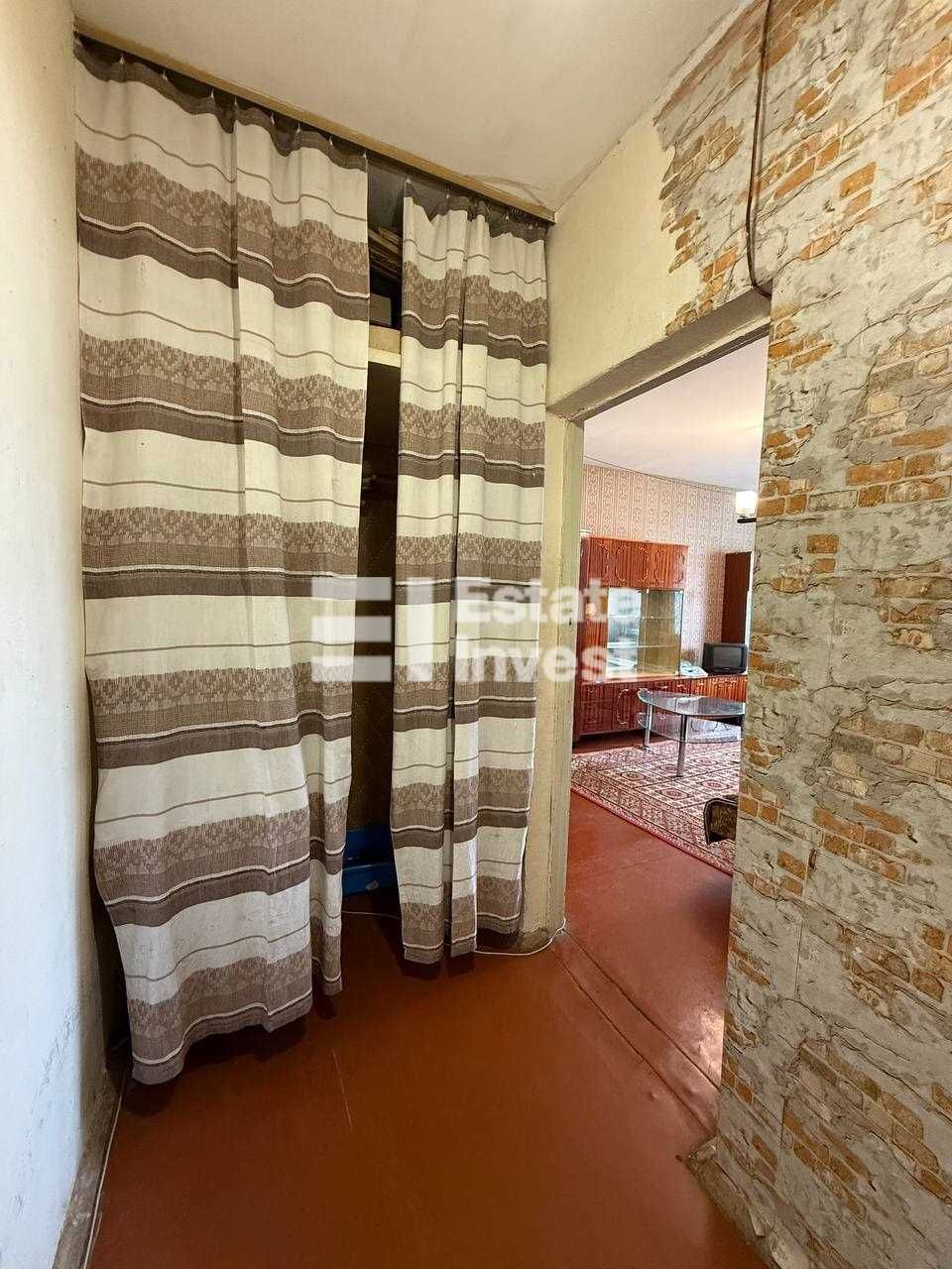 1-bedroom apartment near Heroiv Dnipra metro station
