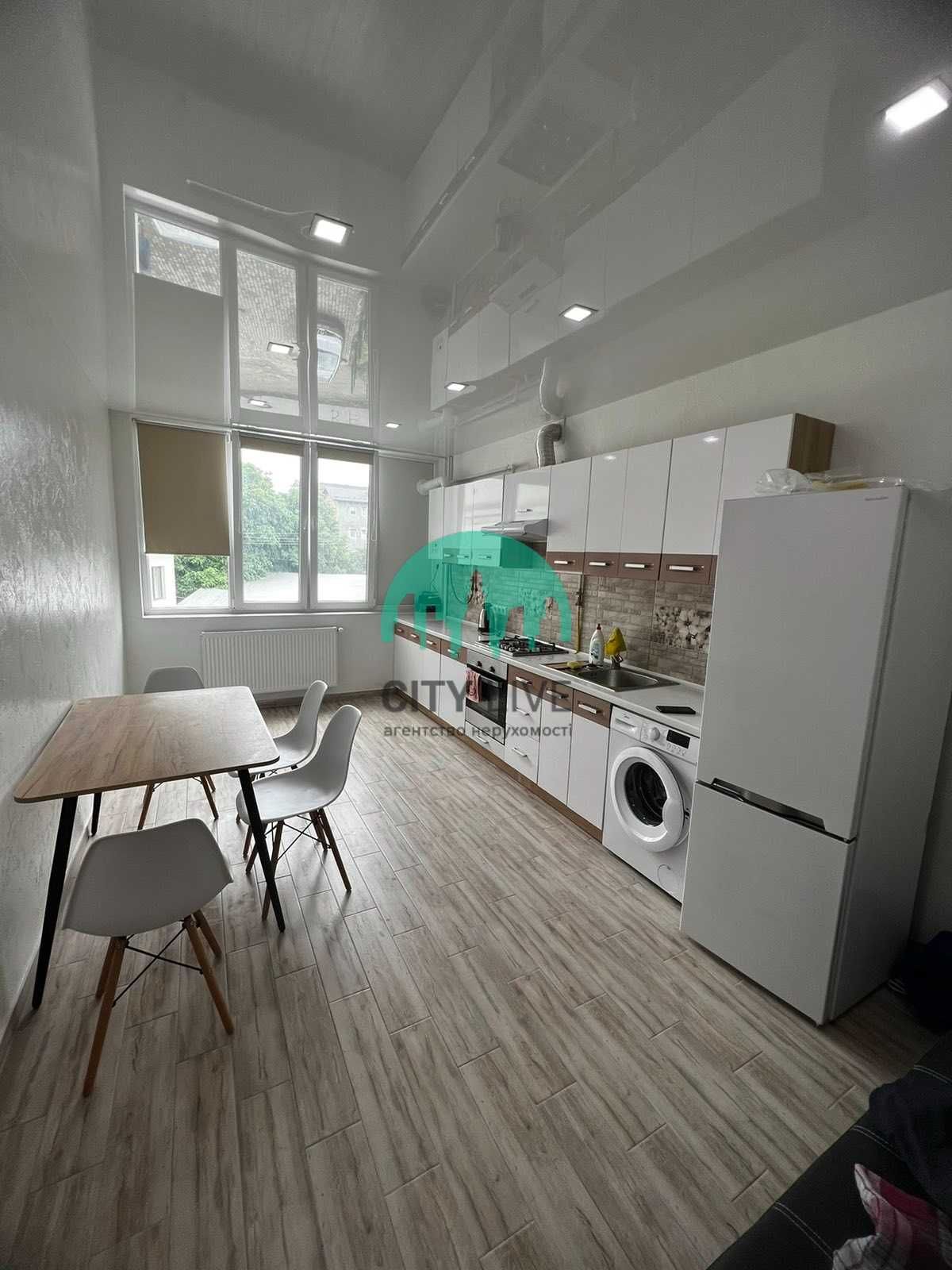 Spacious 2-Room Apartment on Garbarska Street, Convenient Location
