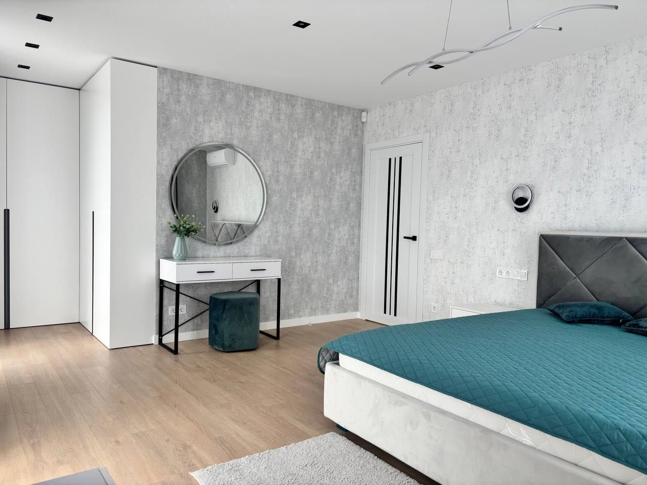 Designer 1-bedroom apartment in Maloholoskivski Hills Residential Complex