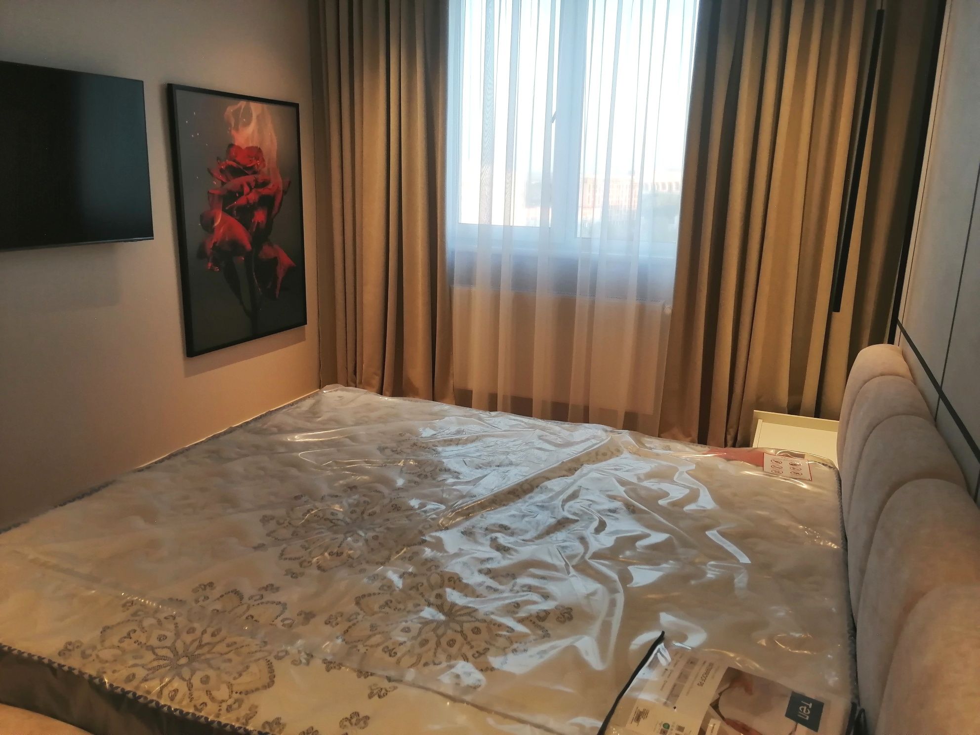 Spacious 2-room apartment in new building near Striyska Street