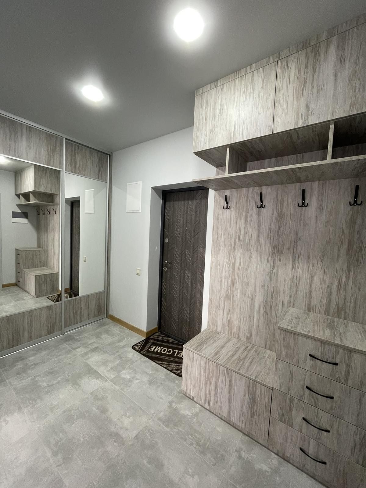 Modern 1-Bedroom Apartment with Parking in Gorgany Complex