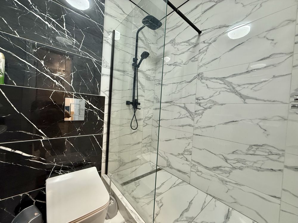 Spacious 1-bedroom apartment in new building on Zaliznychna Street