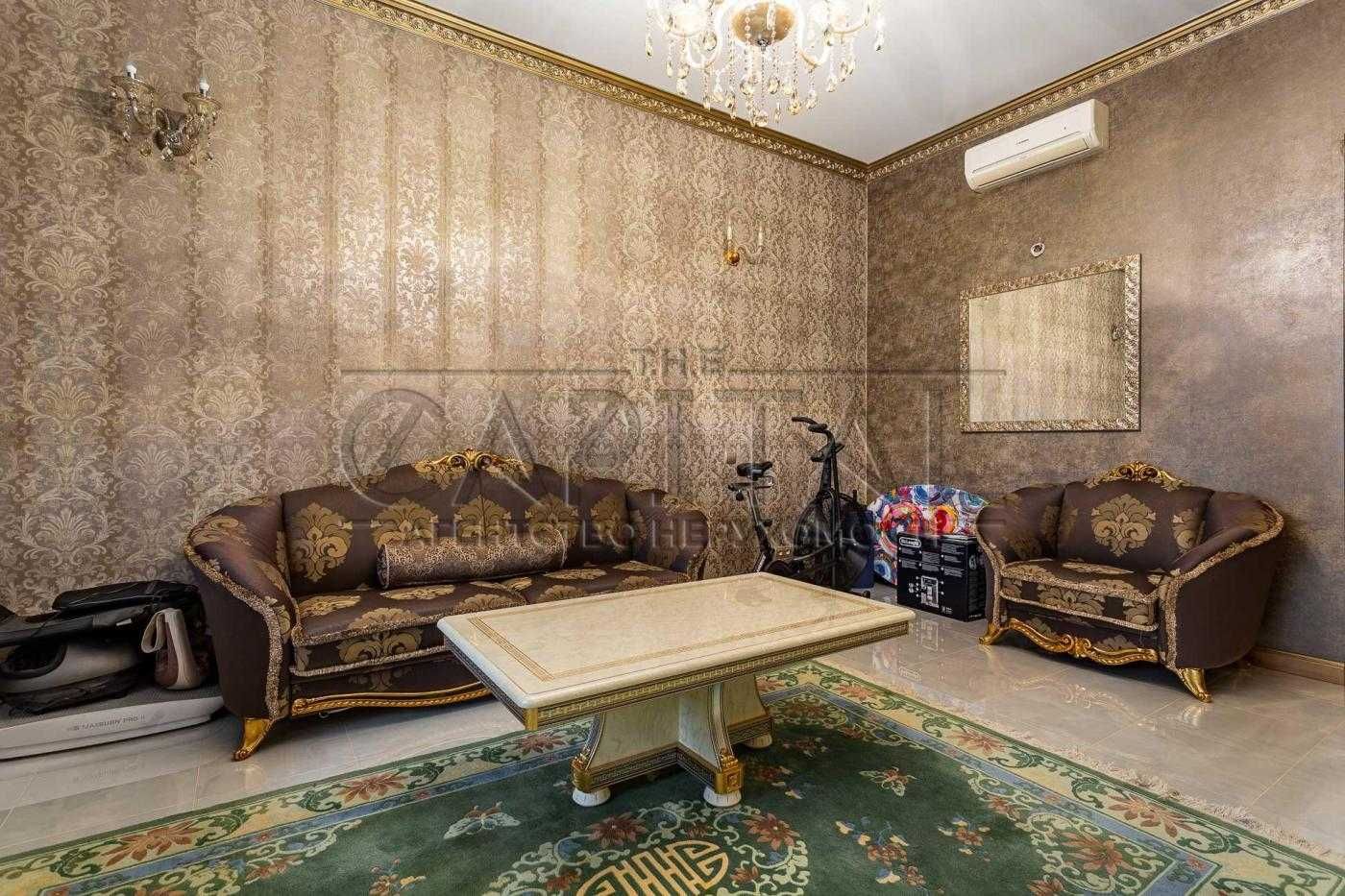 2-bedroom apartment in government quarter, Bankova Street
