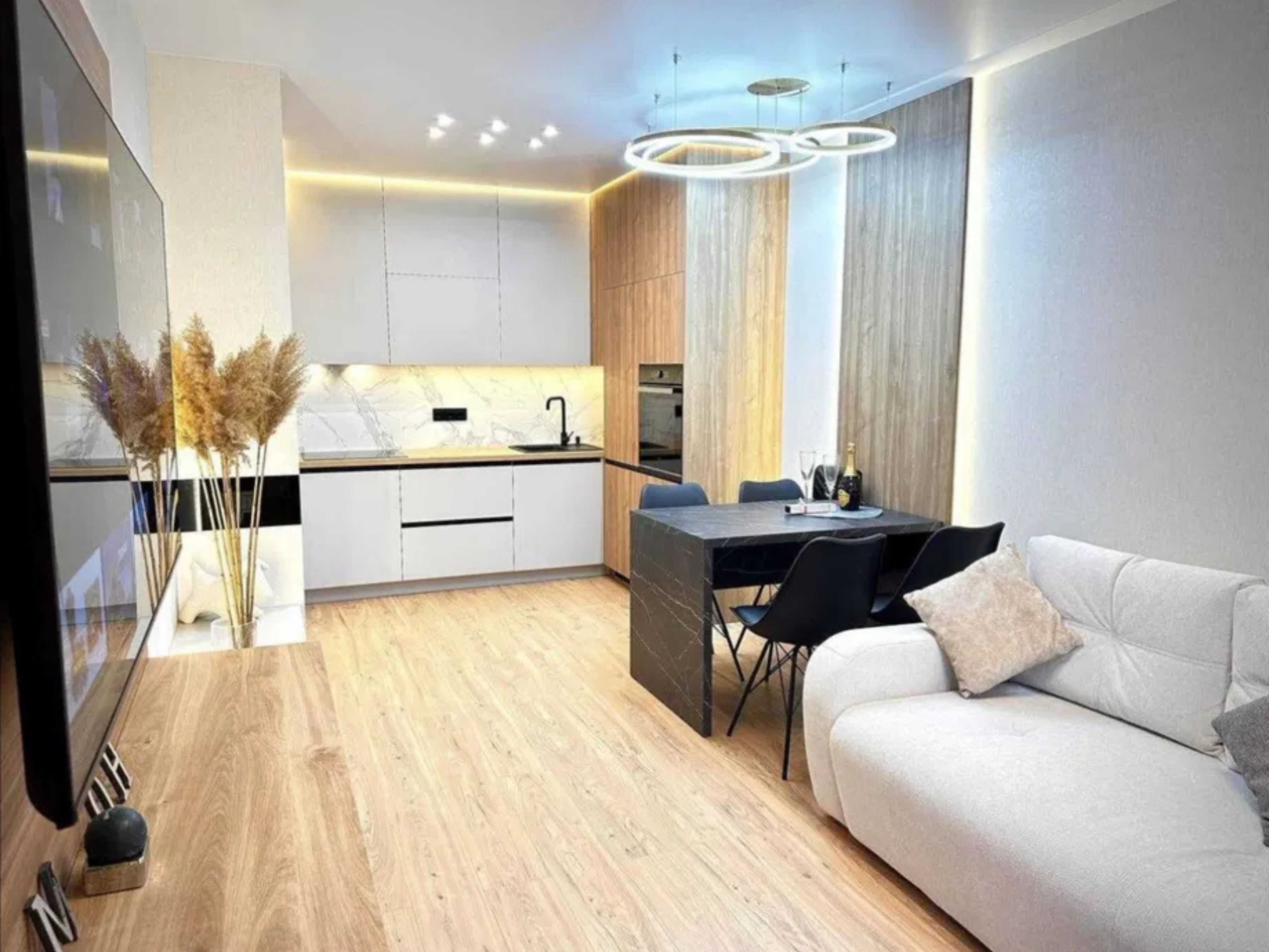 Stylish 2-Room Apartment in French Quarter, Kyiv City Center