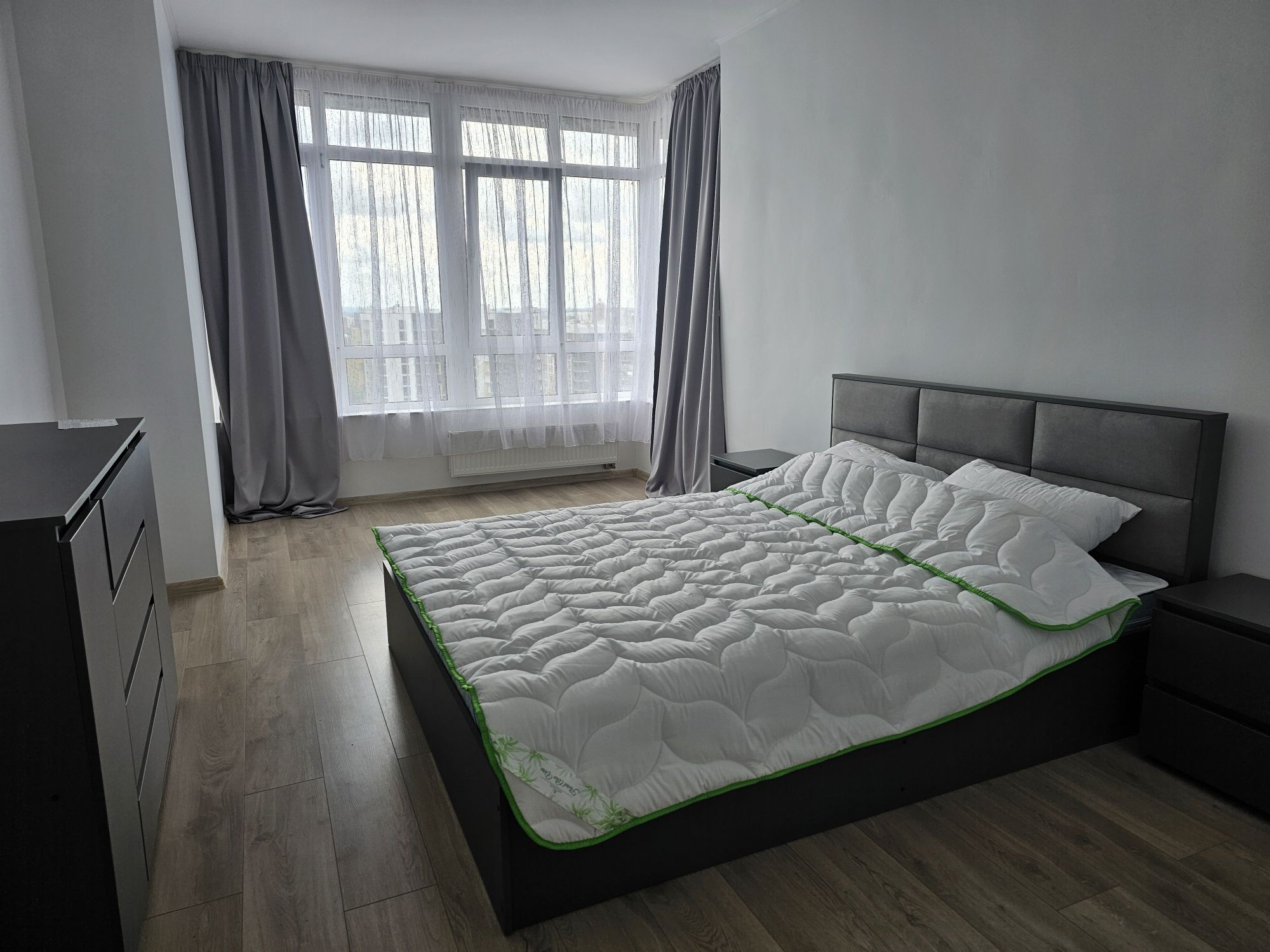Two-room apartment for long-term rent, new building on Myska (Vrubel) Street