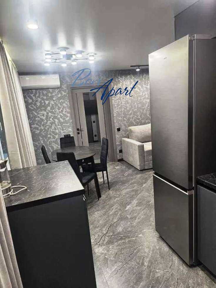 1-bedroom designer apartment in Vidradny district with electric vehicle charging