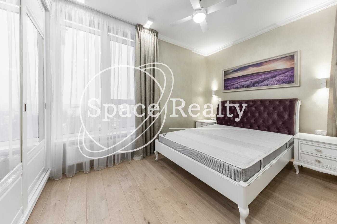 1-Bedroom Apartment in Richmond Complex with City View