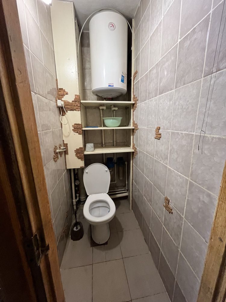 1-Bedroom Apartment with Individual Heating near I. Khrestytelia Street