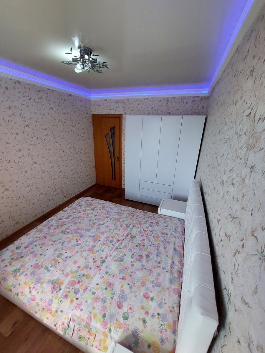 Two-bedroom apartment in Mykolaiv, Inhulskyi District, Kytoboiv Street