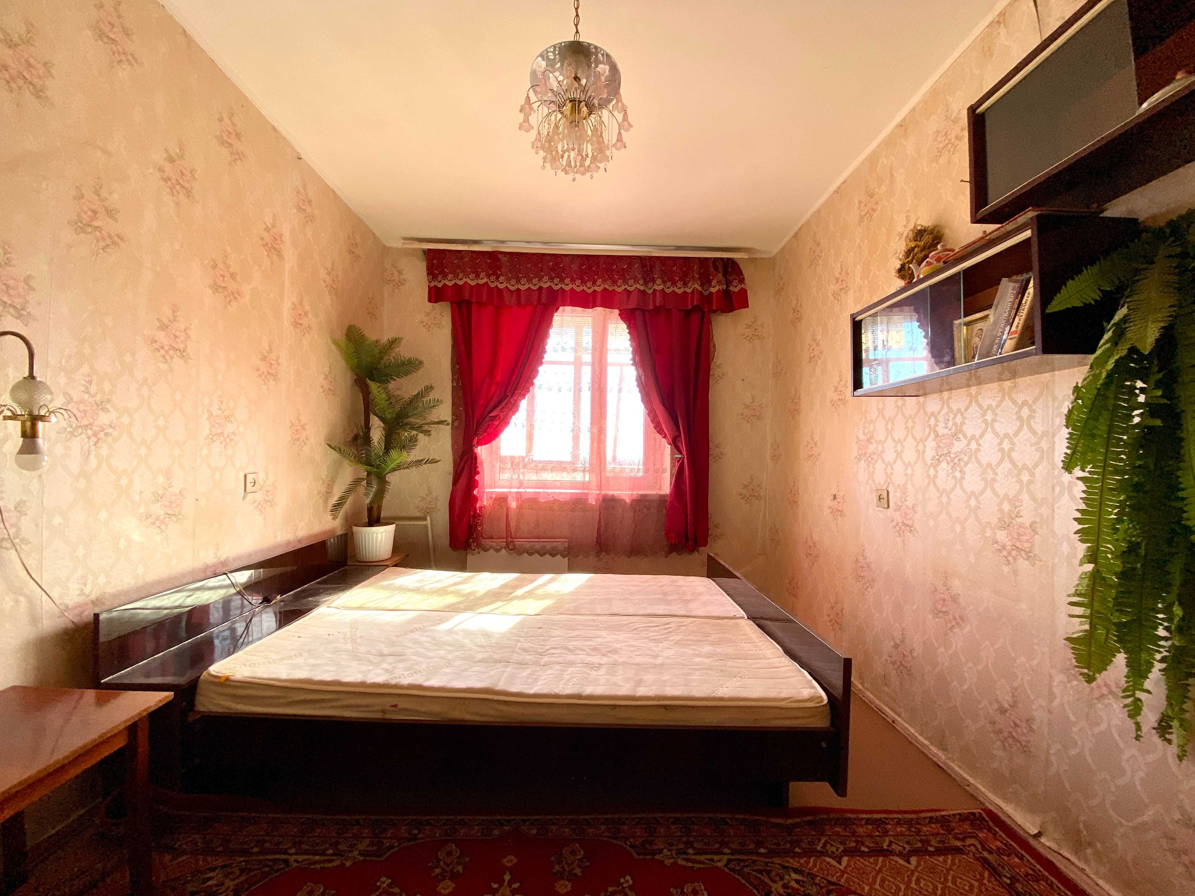 Two-bedroom apartment with built-in storage in Korabelny