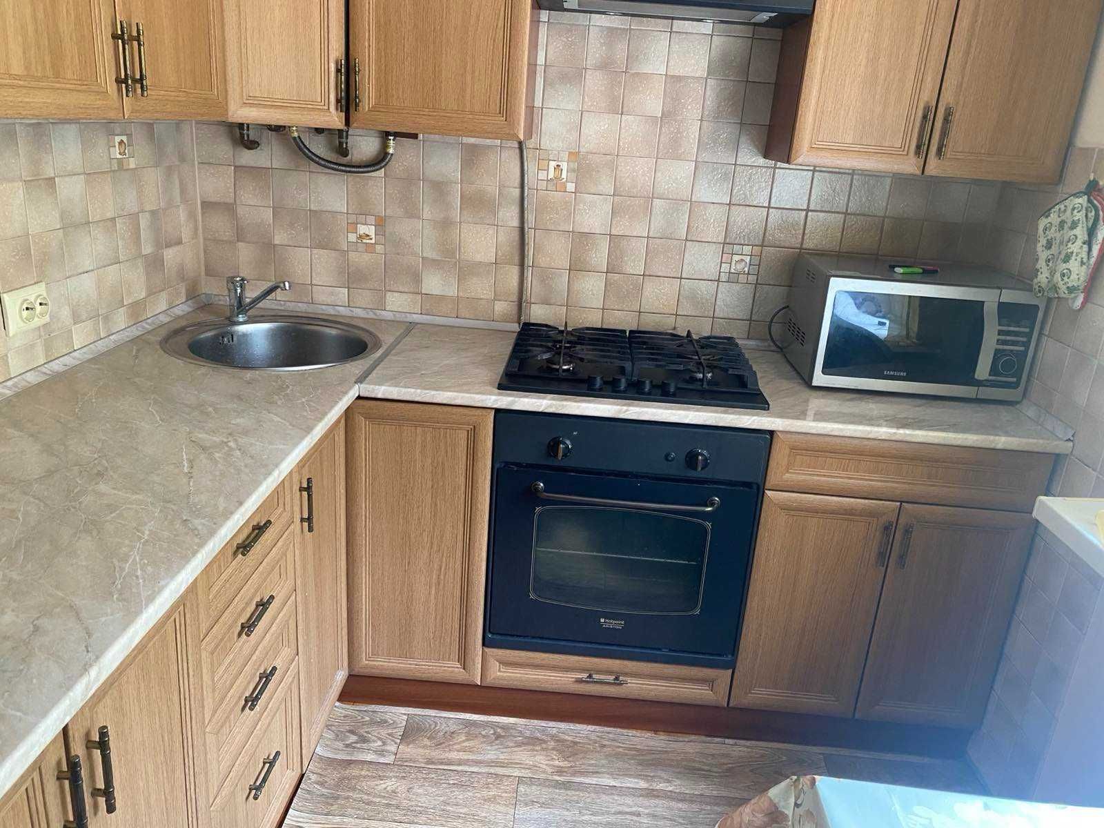 Fully Furnished 3-Room Apartment with Euro Renovation