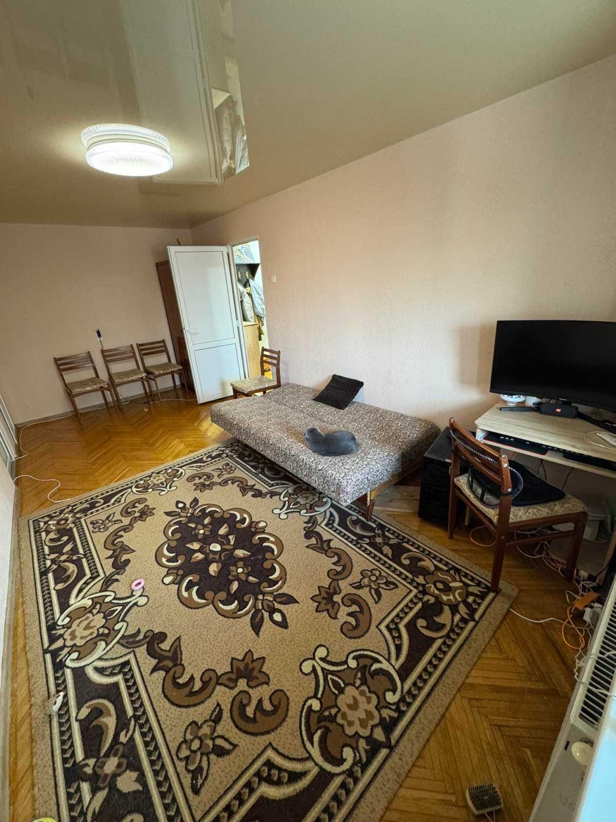 Warm Apartment with Parking Space for Long-term