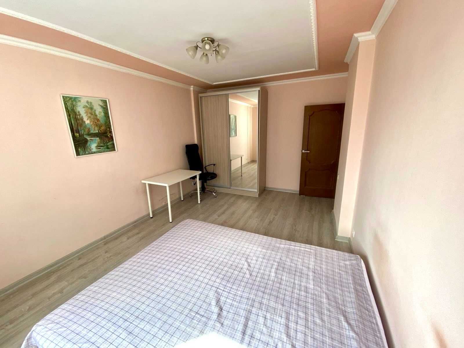 1-Room Apartment on Zamarstynovska Street with Euro Renovation