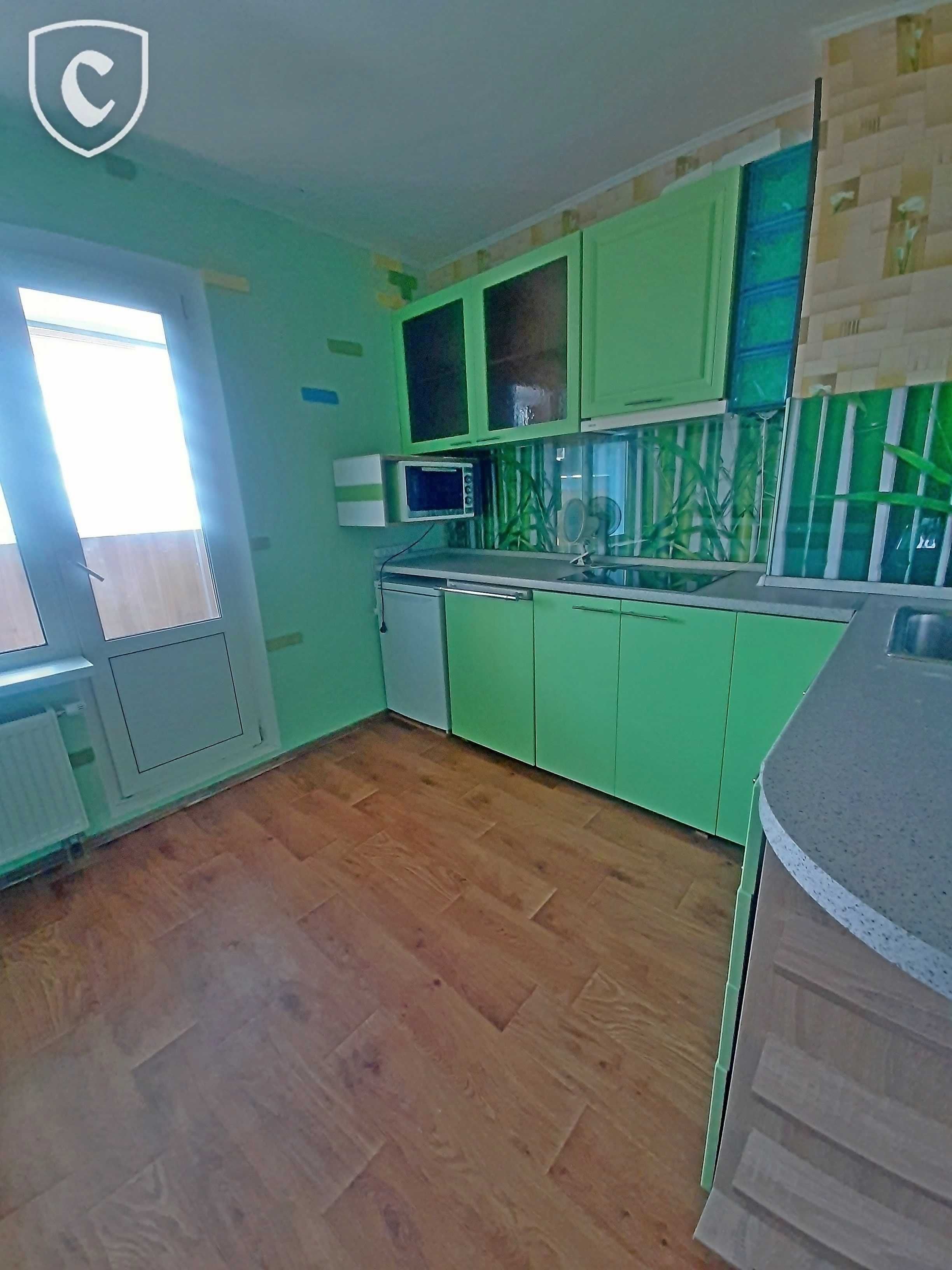 Spacious 1-bedroom apartment in Vyshhorod, near Pochaina metro