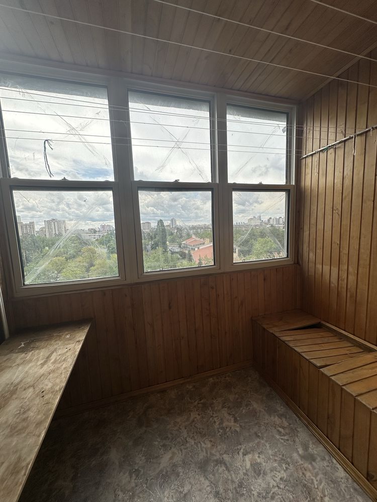 3-Room Apartment on Malyshka Street, Near Darnytsya Metro
