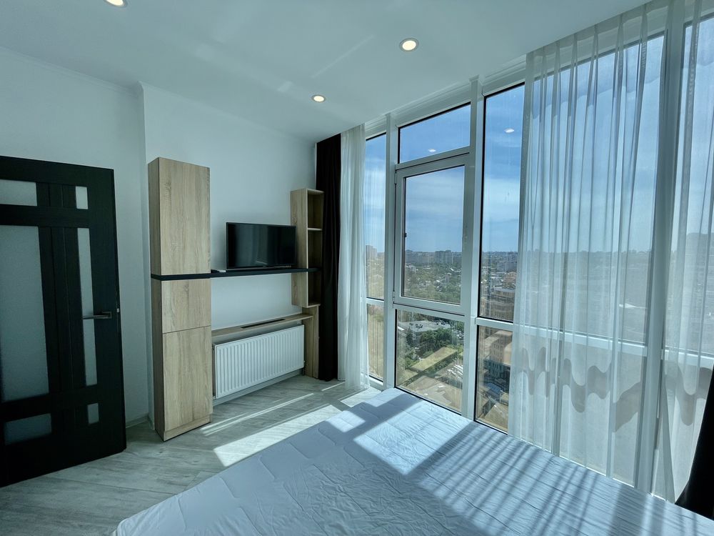 Stylish apartment with panoramic windows on Genuezskaya Street