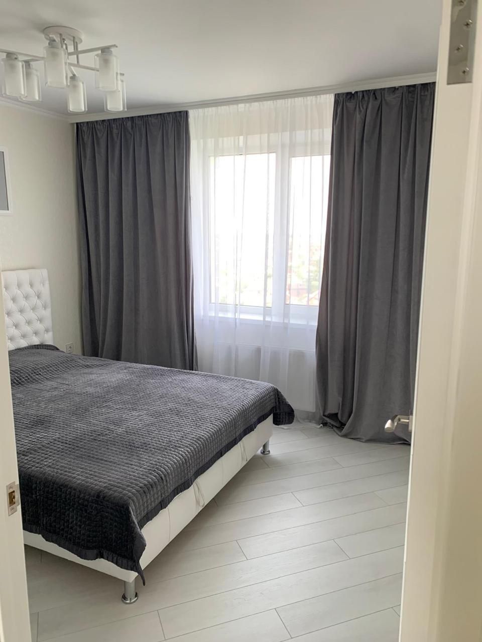 3-Room Apartment near Teremky Metro, Modern Design, Fully Equipped