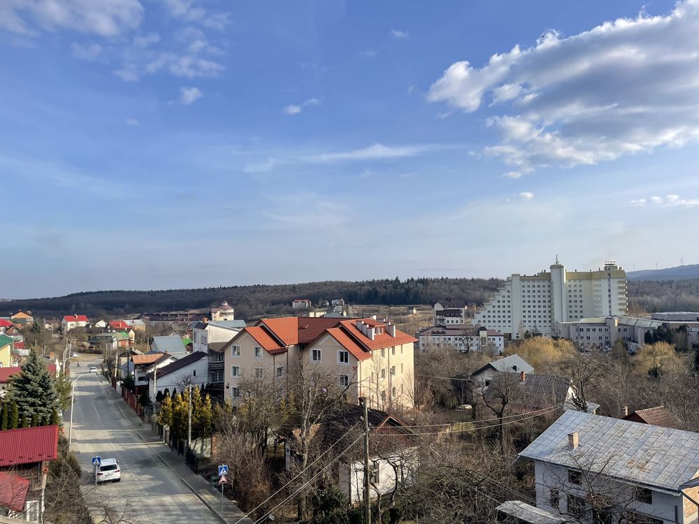 Modern Apartment in New Building with All Amenities