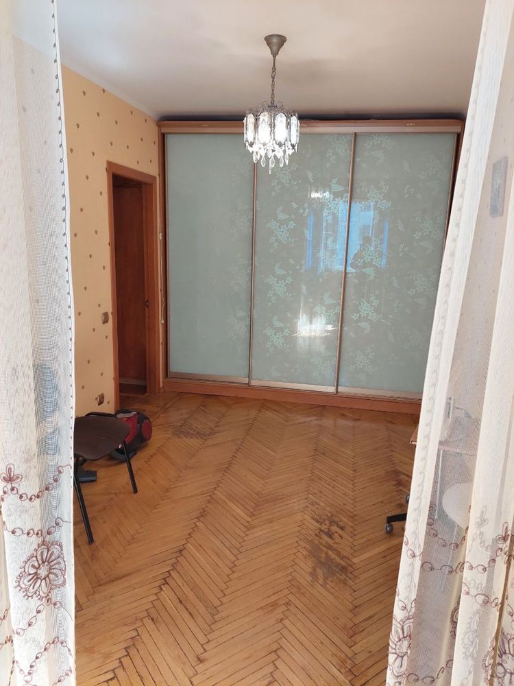 2-Room Apartment in Arkadia, Near Sea, Quiet Location