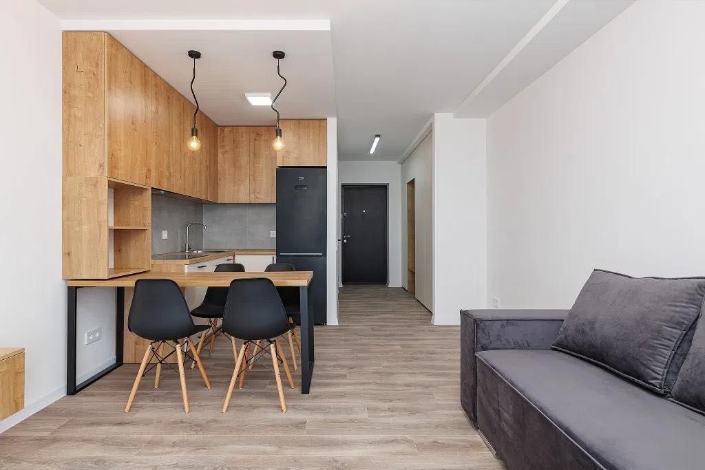 Spacious Studio Apartment in Riel City Complex