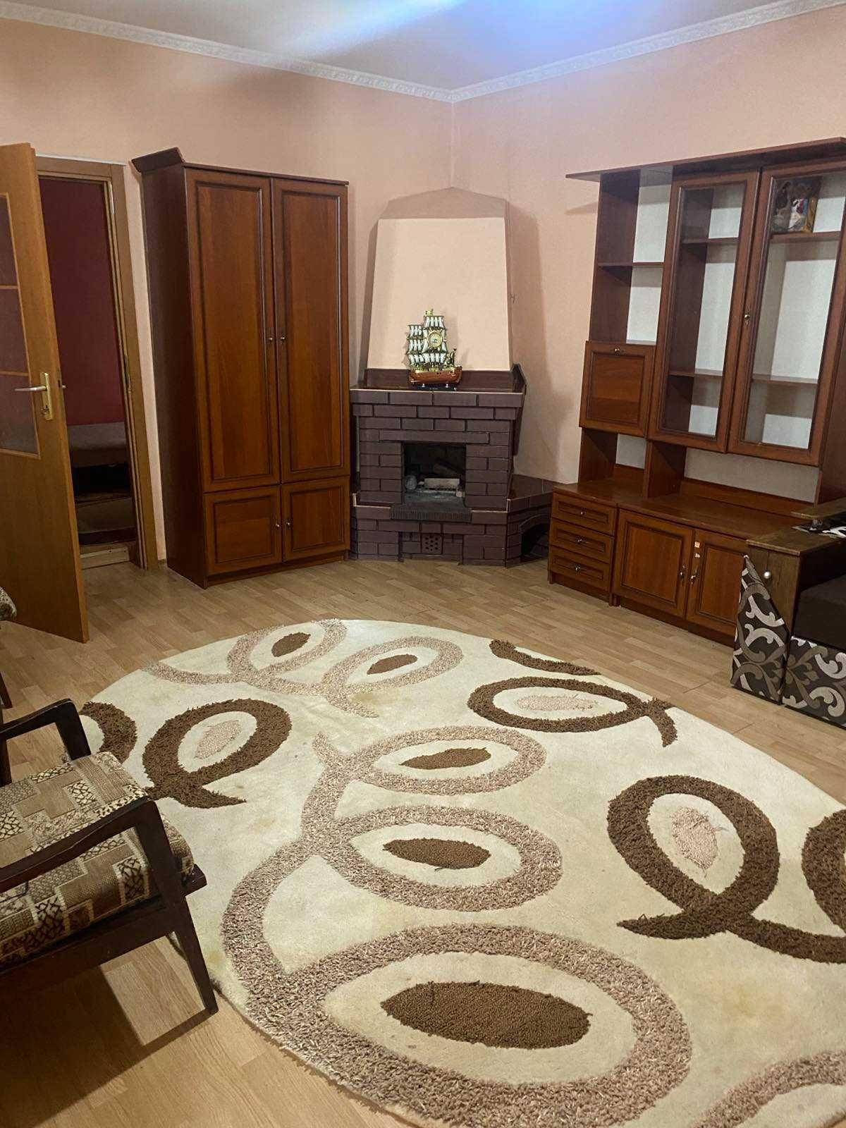3-Bedroom Apartment in Rakhiv, Zakarpattia, City Center