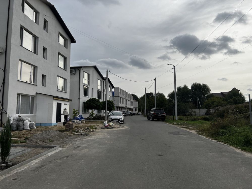 Cozy 1-bedroom apartment in Petropavlivska Borshchahivka