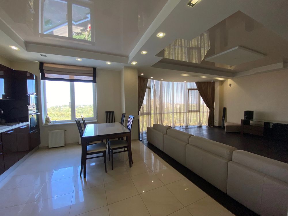 Spacious 2-Bedroom Apartment with Sea and Park View in Grand Park Complex