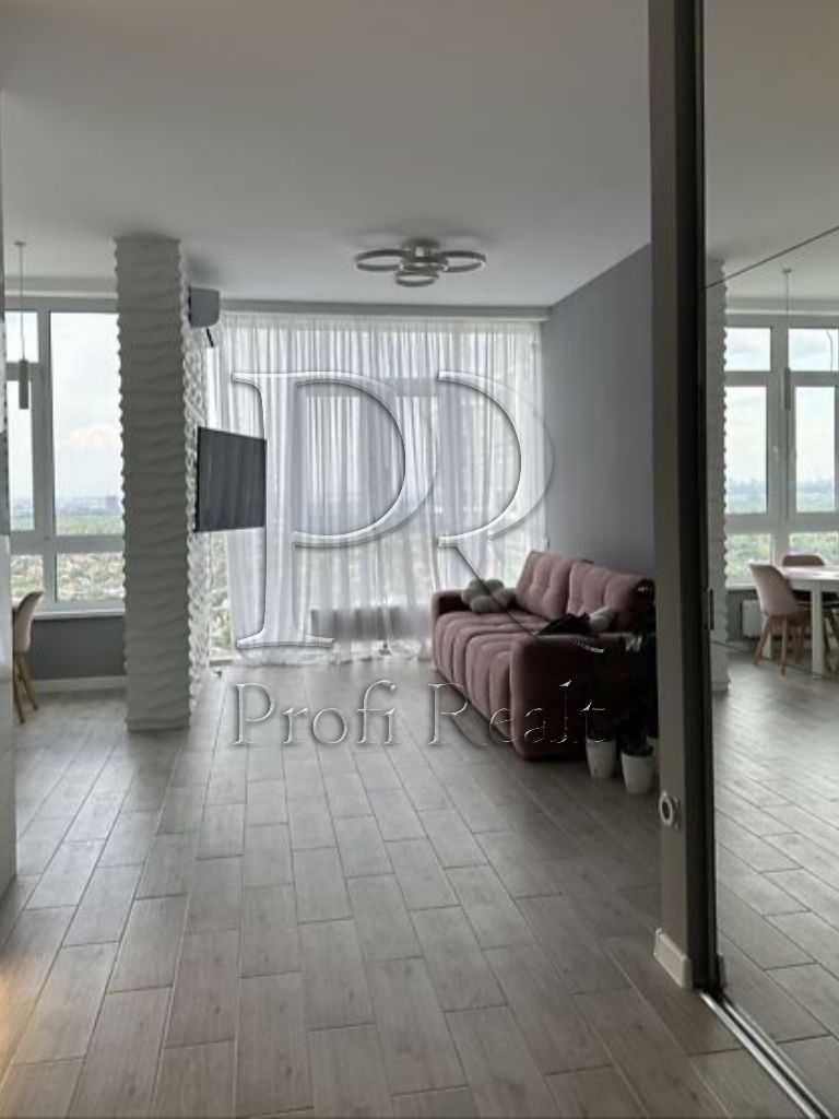 Panoramic 3-Room Duplex Apartment in Kakhovska Complex