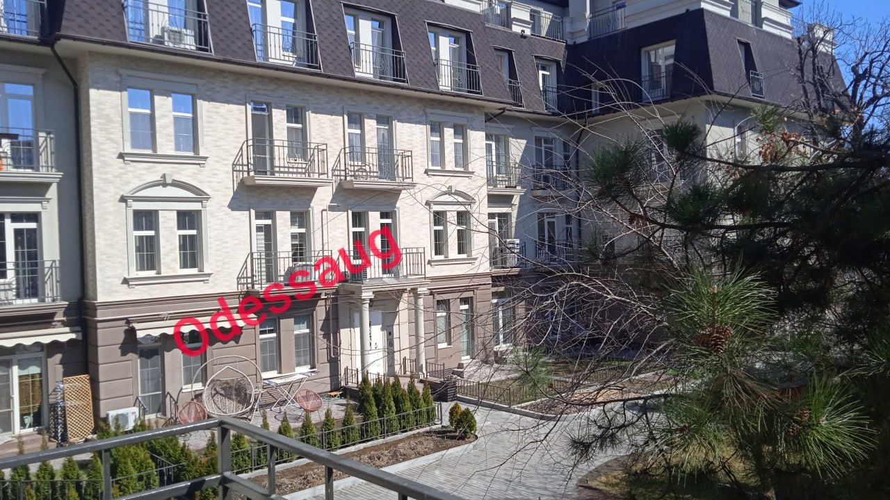 Stylish 1-Bedroom Apartment in Chelsea Residential Complex