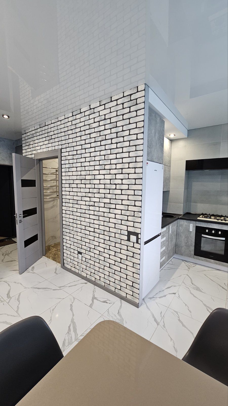 Comfortable 1-Bedroom Apartment in Ozerna Neighborhood