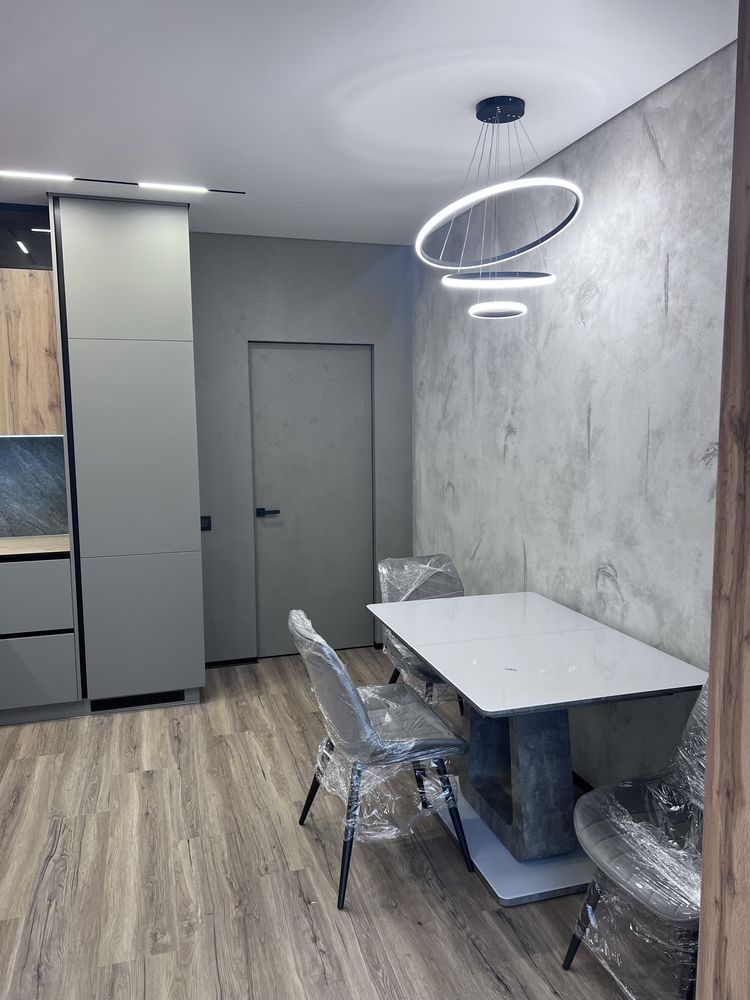 Modern Elite Apartment with Smart Design in Dream Town