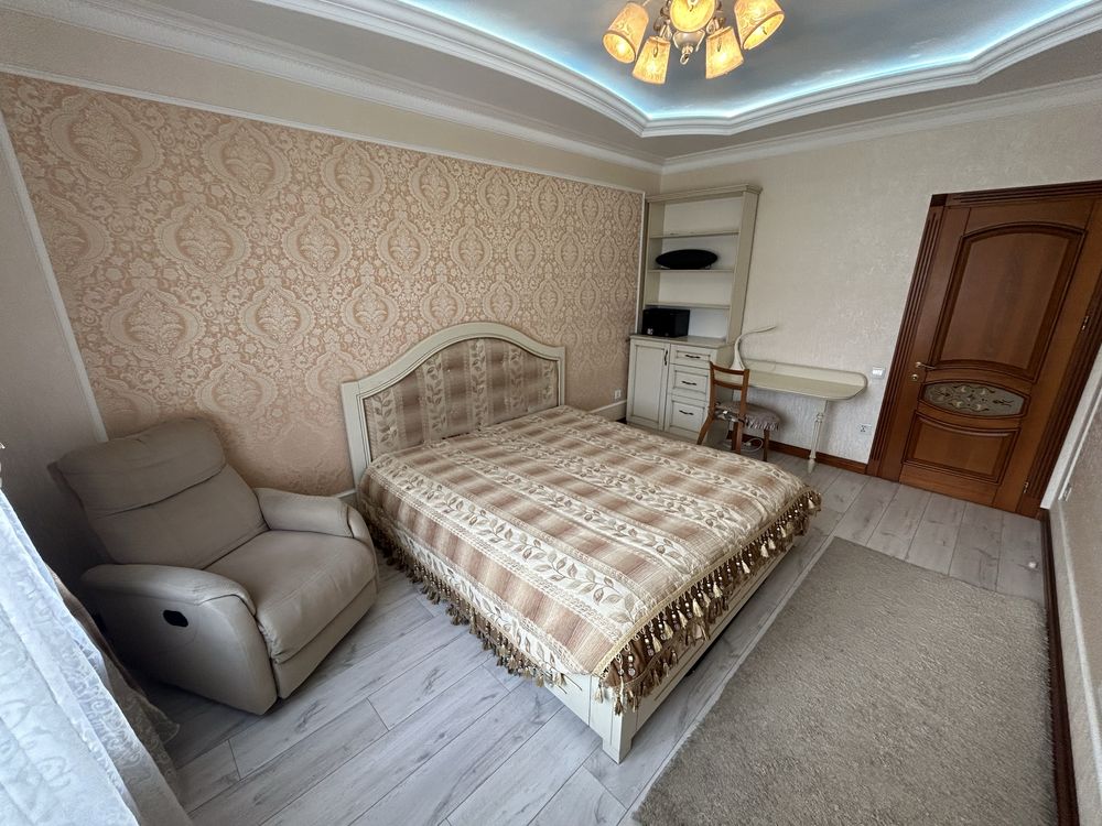 Euro Two-Room Apartment in Nova Anglia Complex