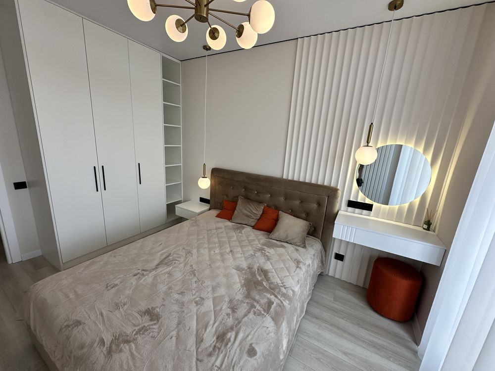 1-Bedroom Apartment with Pet-Friendly Policy and City View