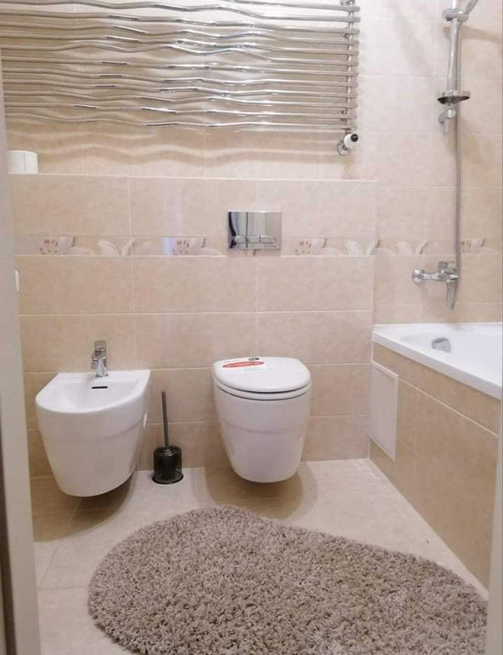 Cozy Modern Apartment in City Center, 5 Minutes from City Hall