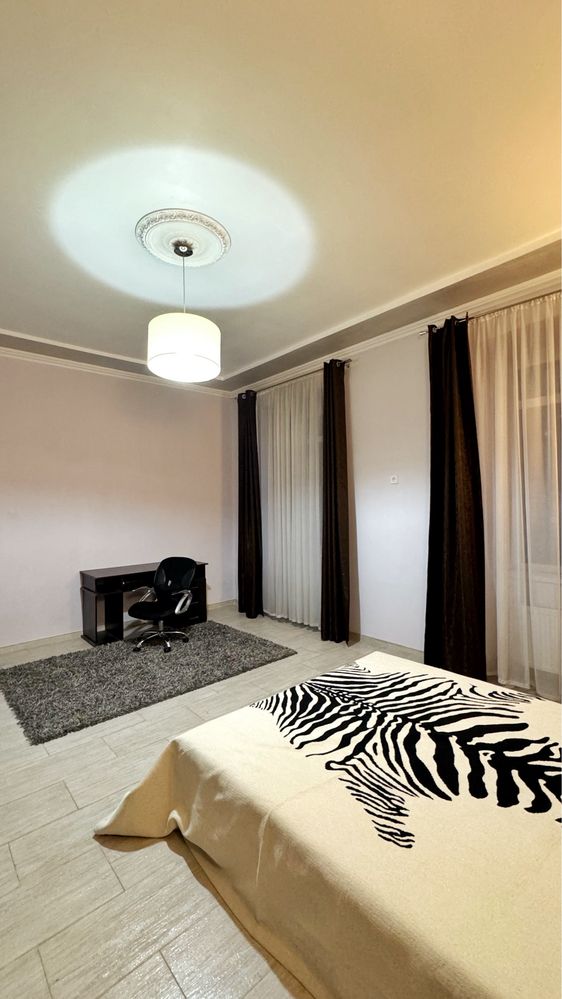 Spacious 1-bedroom apartment in central Lviv with modern design