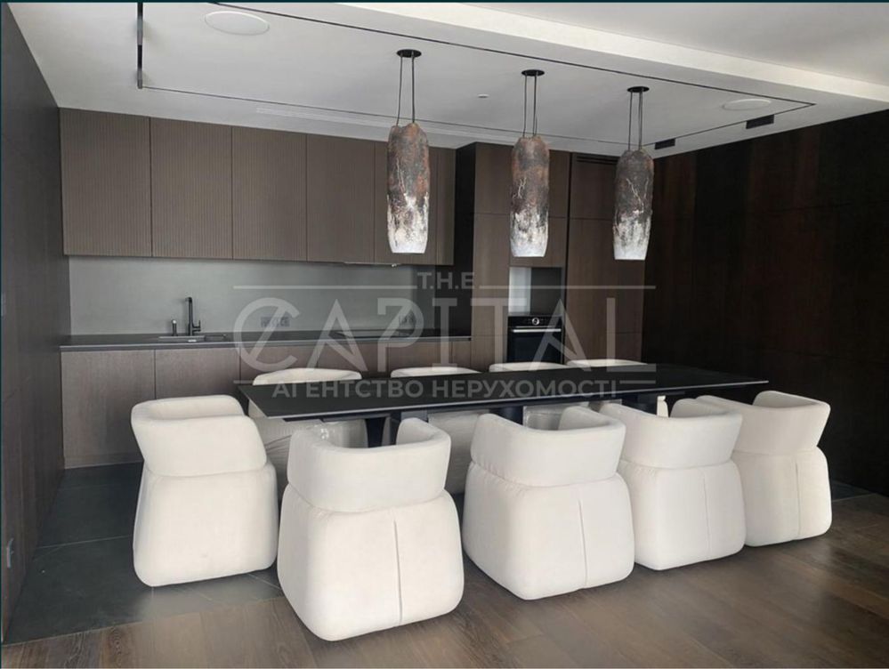 Spacious 222 m² Apartment in Tetris Hall Complex, Pechersk District