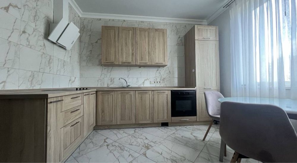 1-Bedroom Euro-Apartment in Genuyezska Street, 50m², 20th Floor