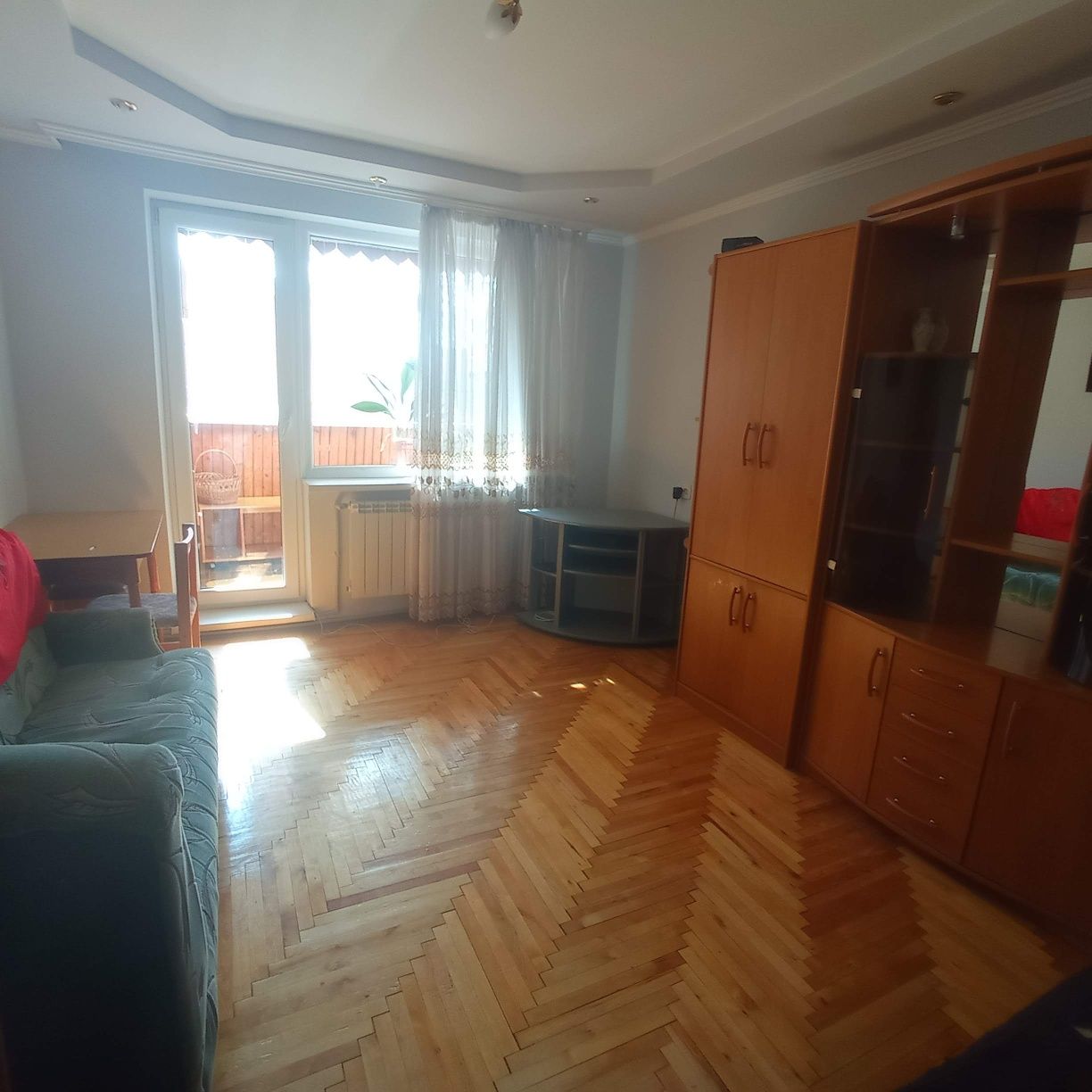 2-Room Apartment on Chelyuskintsiv Street, Separate Rooms, Balcony, 2nd Floor