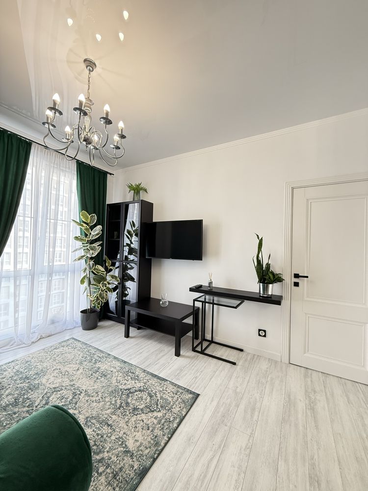 2-Room Apartment in Novaya Angliya Complex, Goloseyevsky District