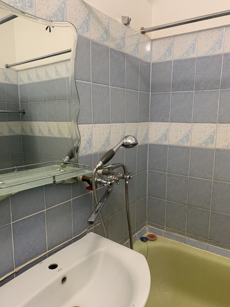 2-Room Apartment with Furniture and Appliances near Krasnogvardeyskaya