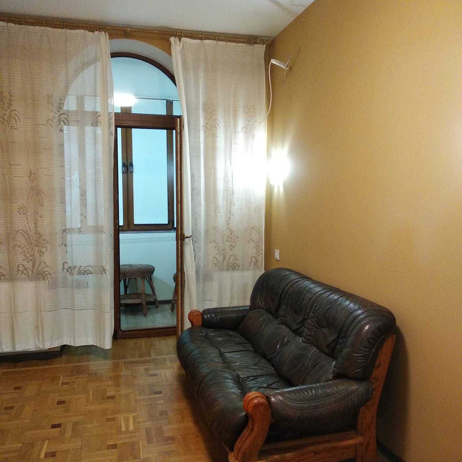 3-Room Duplex Stalin-Era Apartment with Full Autonomy