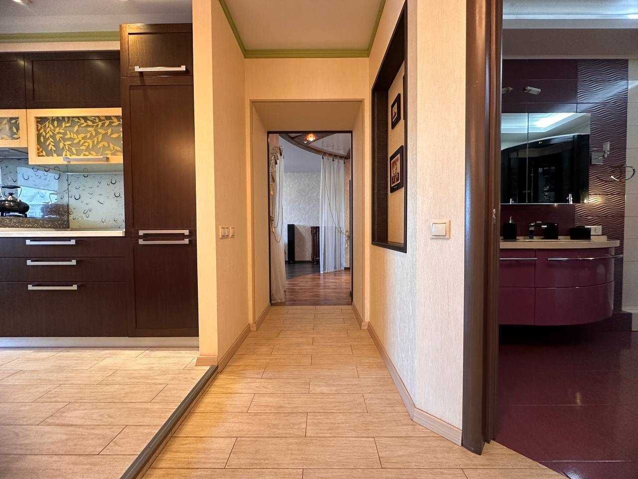 Spacious 4-Room Apartment on Prospekt Polya with Ideal Location
