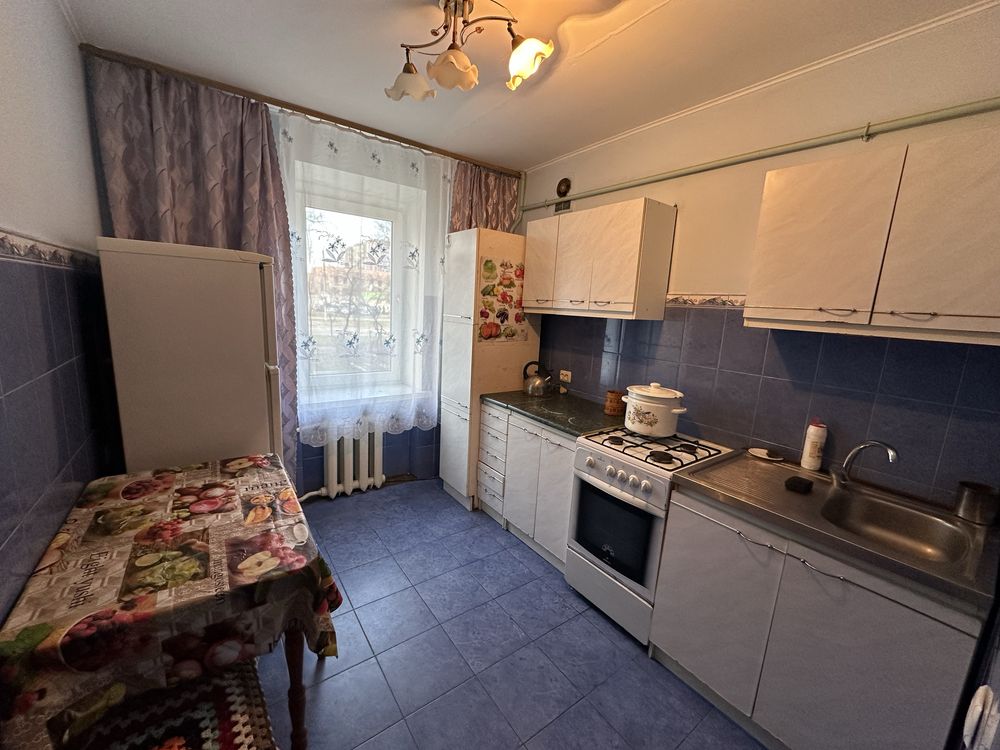 2-Room Apartment on Vovchynetska Street near Kobzaryk