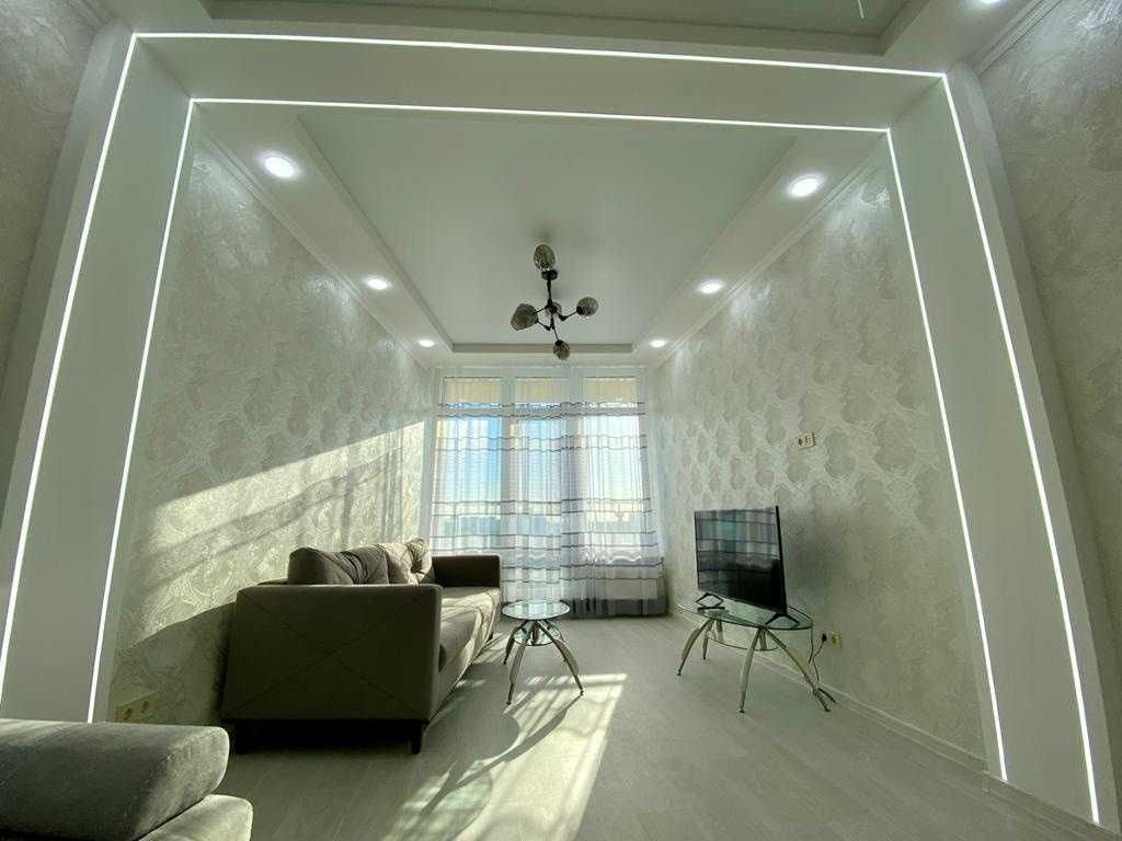 Bright 2-room apartment in Arcadia with sea view, 22nd floor